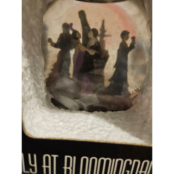 Only at Bloomingdale's 2000 Millennium New Years Snowglobe New Rare - Picture 9 of 14